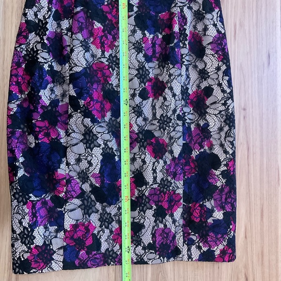 French Connection Lace Sheath Dress, Size 10 - Picture 8 of 11